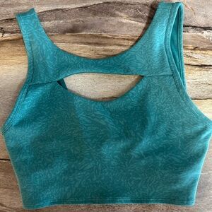 Lululemon sports bra